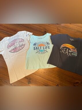 ❤️Salt Life Women’s Bundle Of 3 T-Shirts NEW Size Small